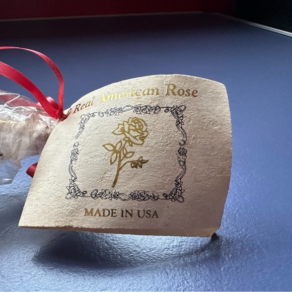Vintage! 24K Gold Dipped, blooming Real American Rose with Original Tag - Picture 7 of 9